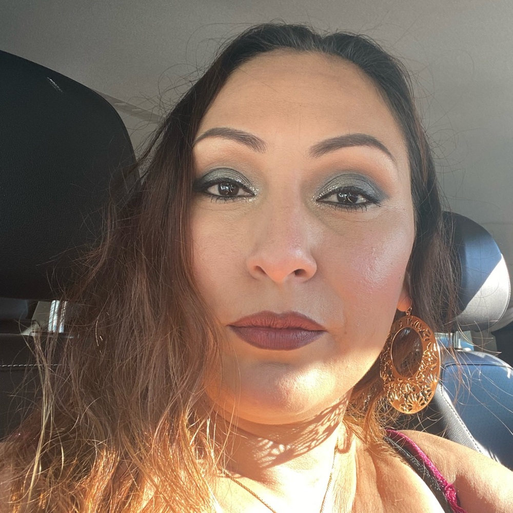 Meet your Posher, Angelica